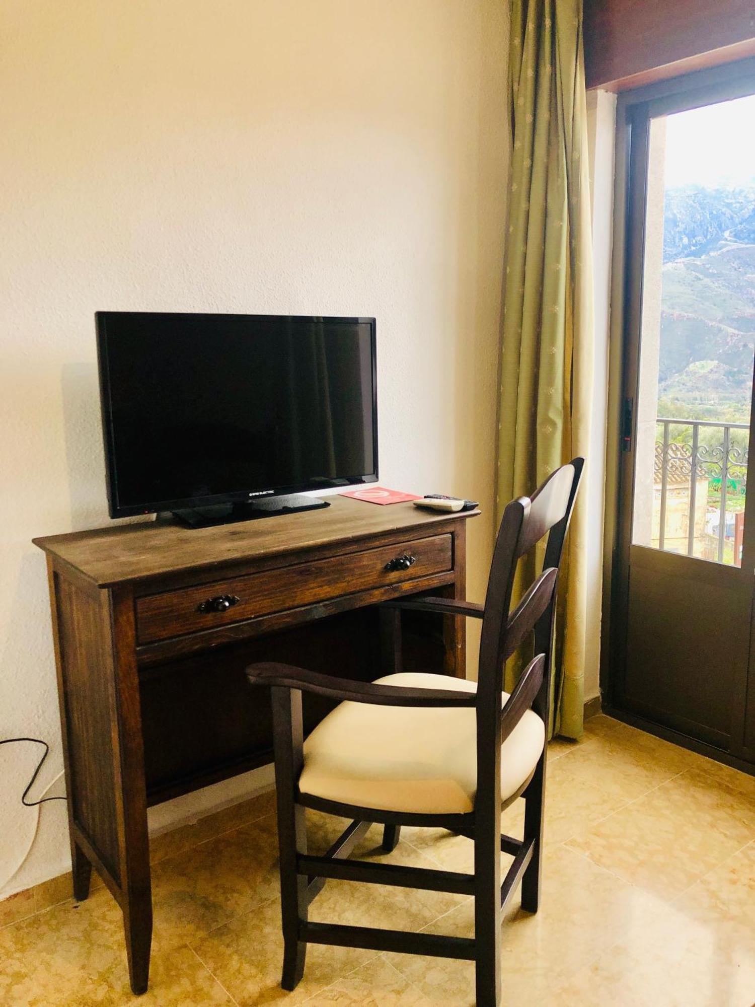 Hotel Puerta Nazari Orgiva Esterno foto