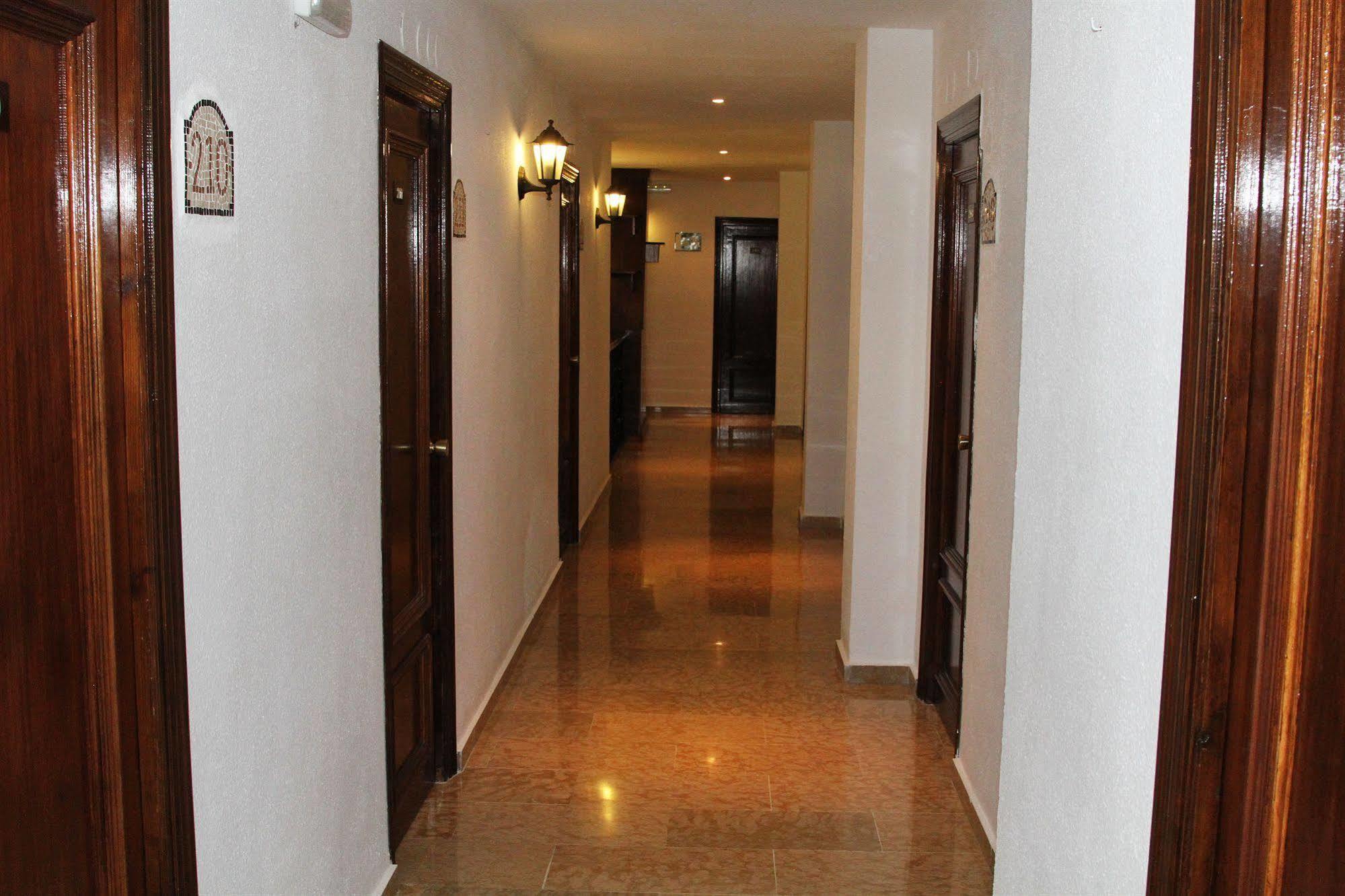 Hotel Puerta Nazari Orgiva Esterno foto